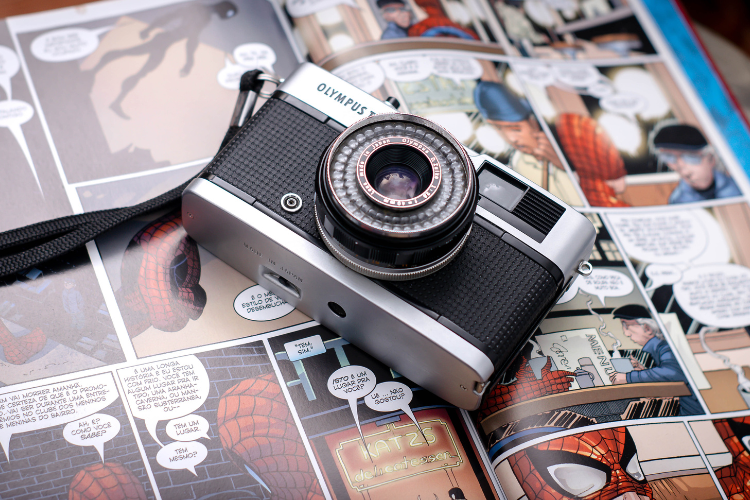 Fumetti e macchina fotografica